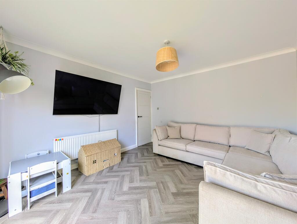 Additional image 4 of Shirley Close, Worthing