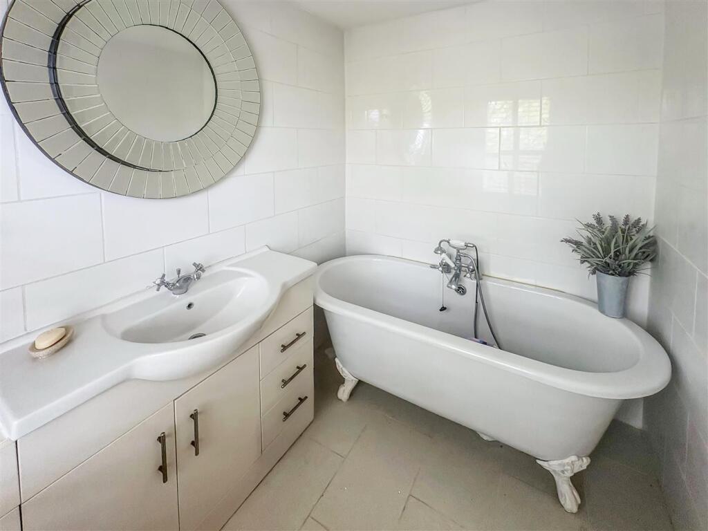 Additional image 6 of Woodlands Avenue, Rustington