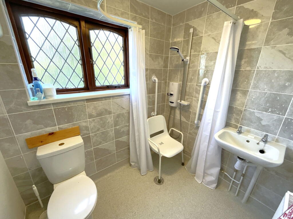 Additional image 12 of HALESOWEN, Ormonde Close