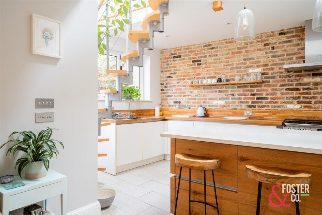 Additional image 11 of Surrenden Crescent, Brighton