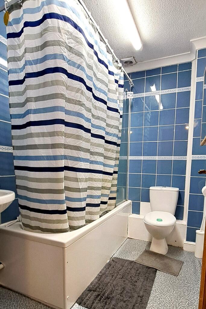 Additional image 11 of Brownsea Close New Milton BH25 5UG