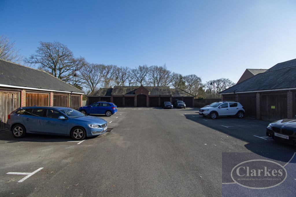 Additional image 15 of MODERN HOUSE Cracklewood Close, Ferndown
