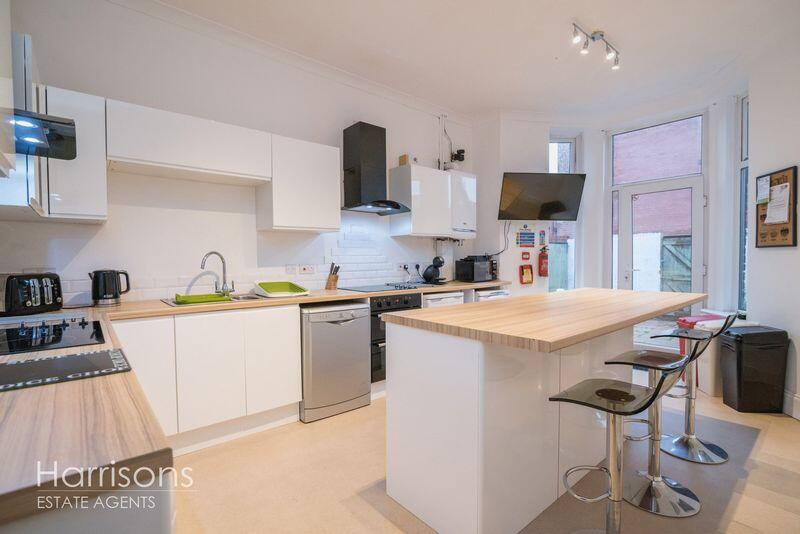 Room 2, 161 Park Road, Bolton ** House Share **AVAILABLE NOW**