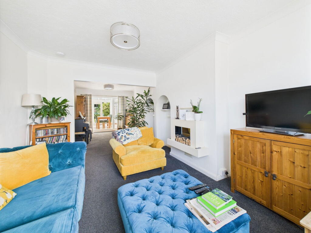 Primary image of Orchard Avenue, Worthing, BN14 7QB