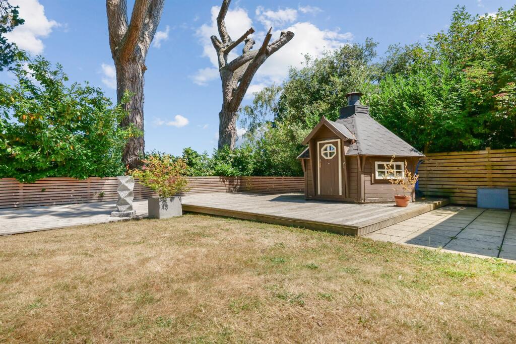 Additional image 29 of Broadstone