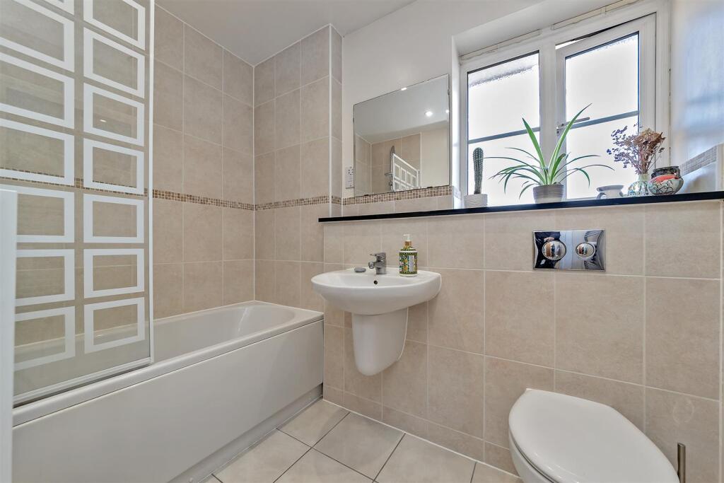 Additional image 12 of Centaurus Square, Curo Park Frogmore, St. Albans