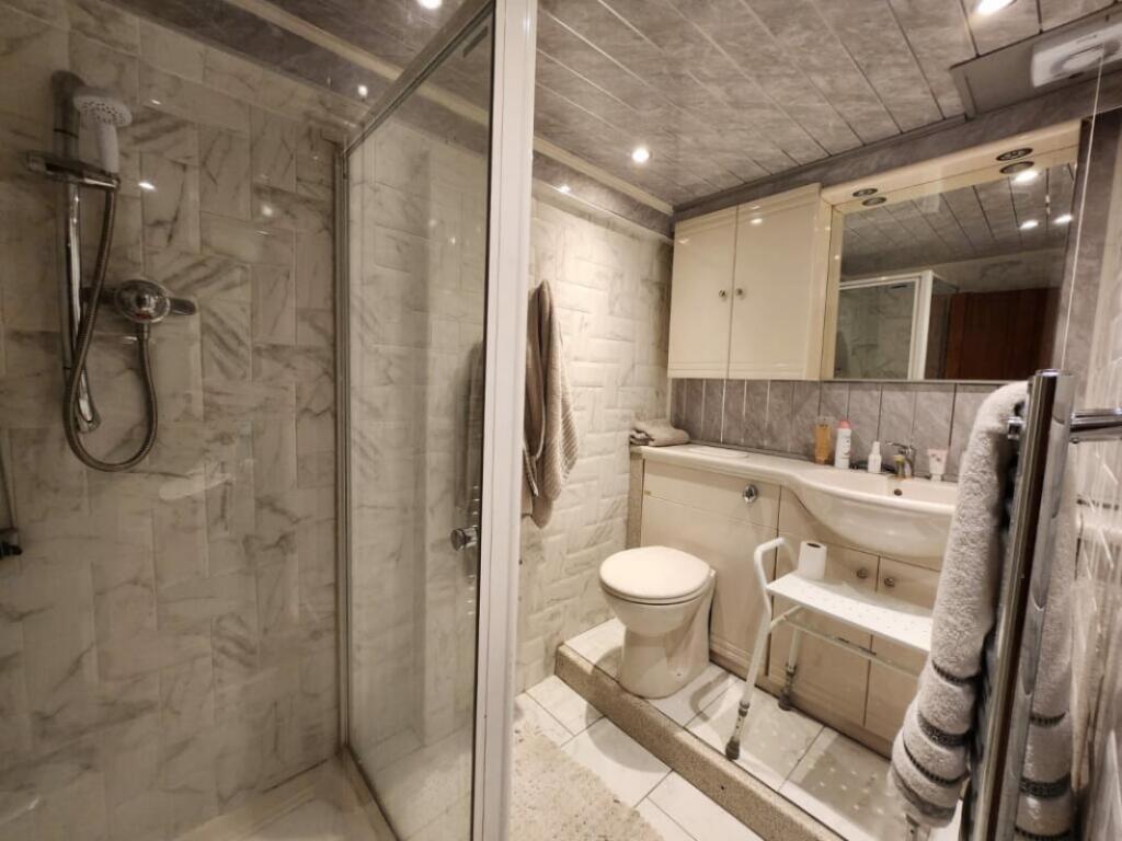 Additional image 18 of Cutler Heights Lane, Bradford, BD4