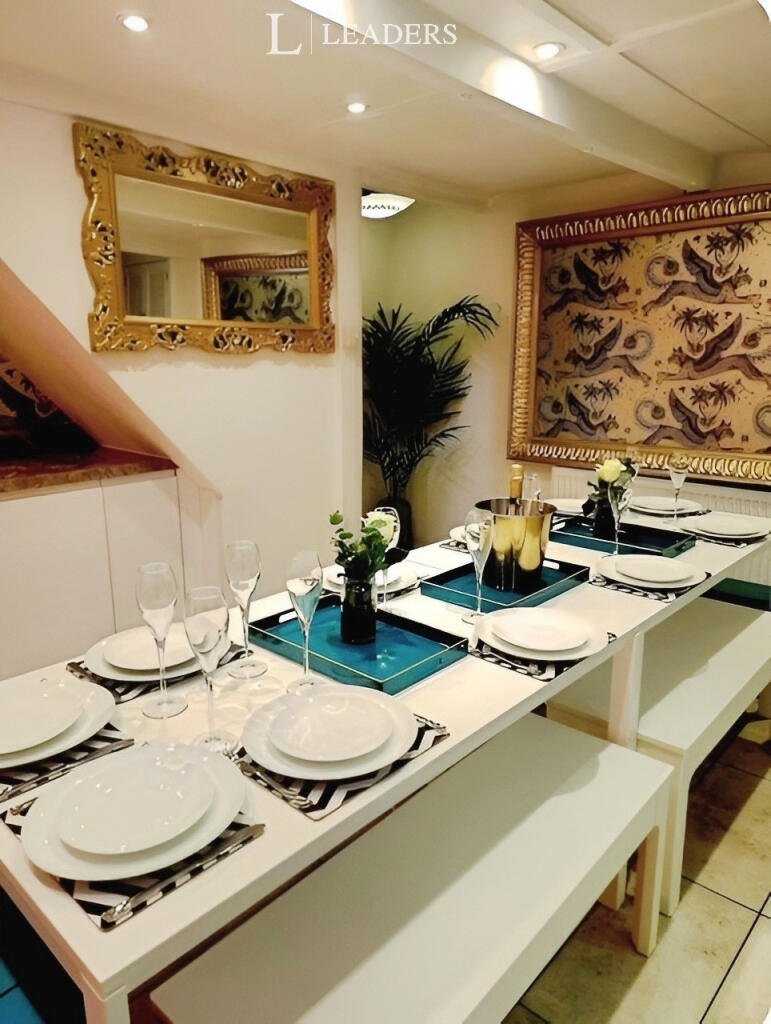 Additional image 16 of Margaret Street