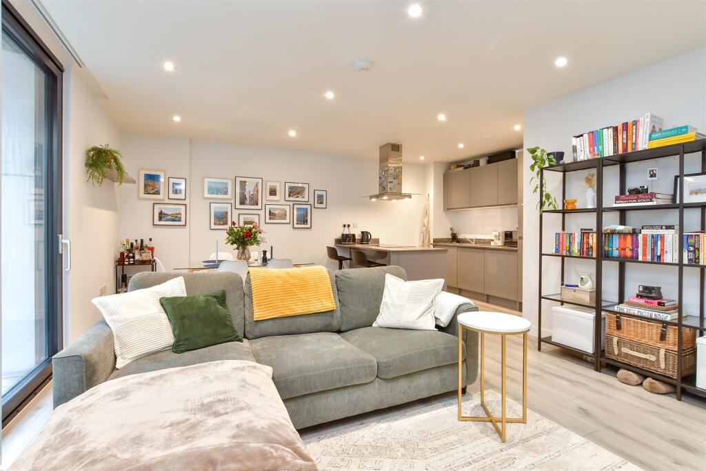 Additional image 4 of Circus Street, Brighton, East Sussex