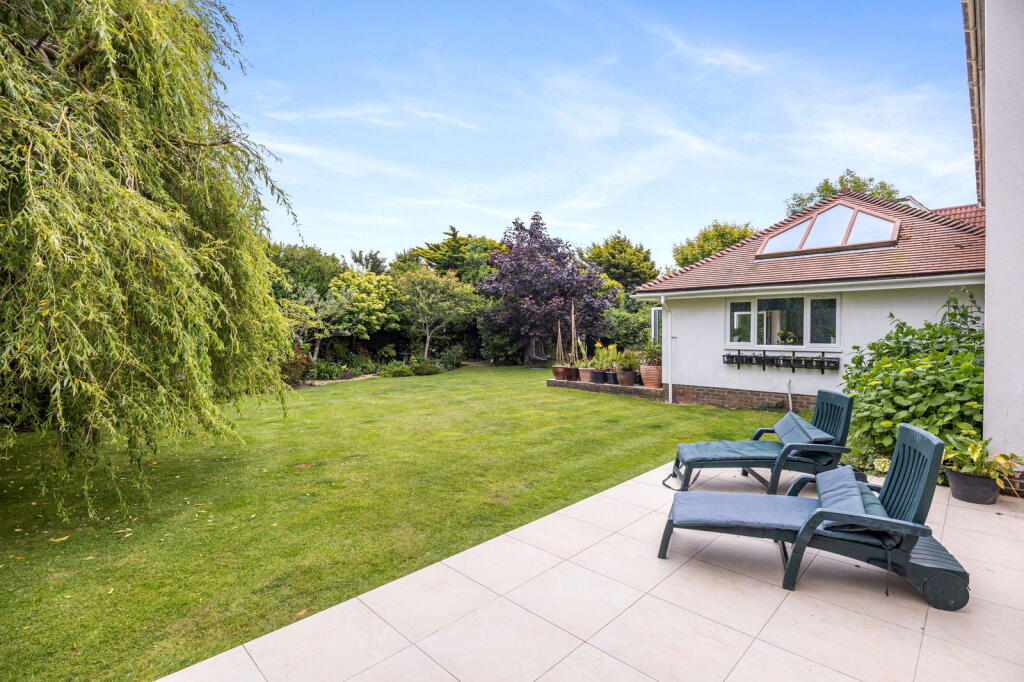 Additional image 4 of Golden Acre, East Preston, BN16 1QR