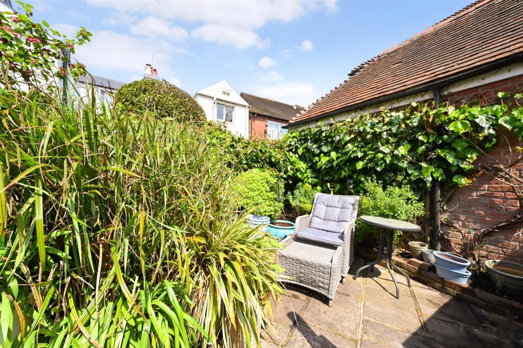 Additional image 17 of Surrey Wharf, Arundel