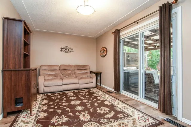 Additional image 17 of 35 Tecumseh Cres