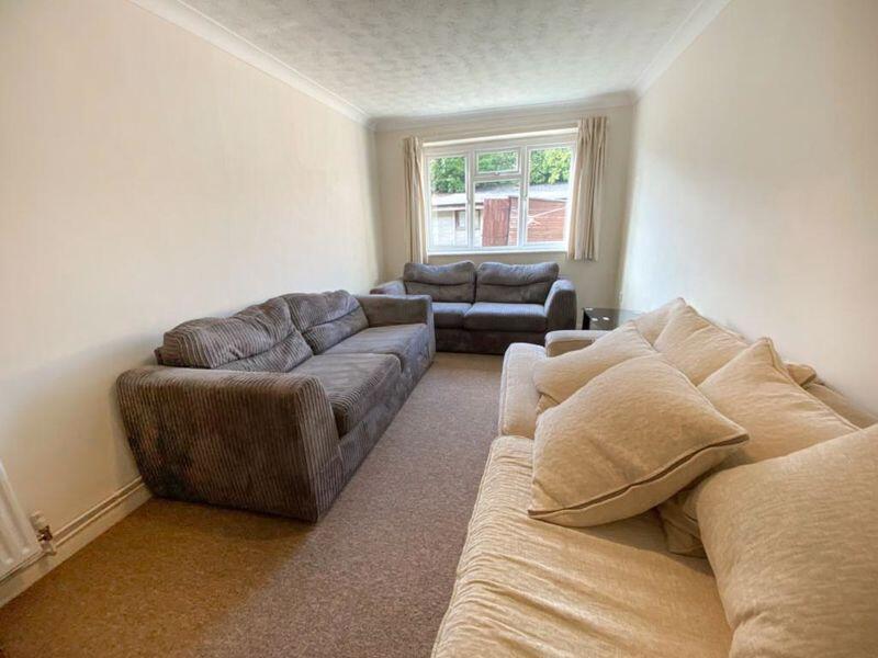 Additional image 4 of Five Bed Student House In Winton!
