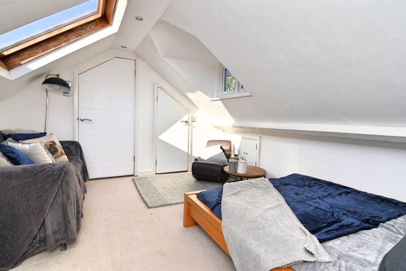 Additional image 11 of Heads Lane, Redhill - Hideaway Location