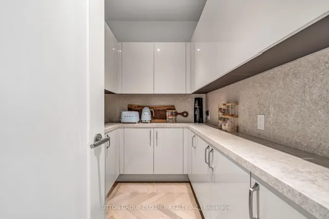 Additional image 19 of 455 Wellington St Unit 711