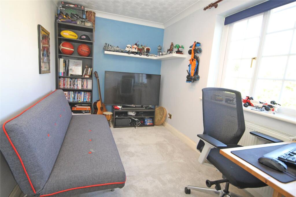 Additional image 13 of Jaundrells Close, New Milton, Hampshire, BH25