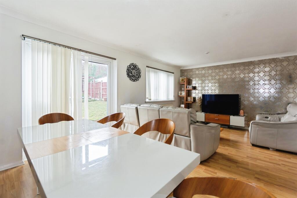 Additional image 7 of Huins Close, Redditch