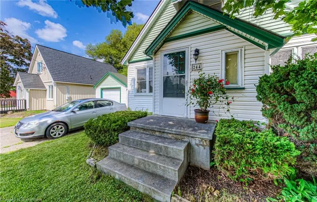 Additional image 4 of 244 Lancaster St