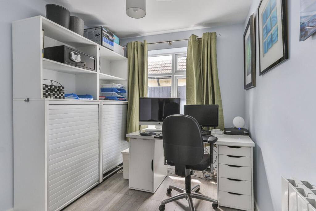 Additional image 9 of Julyan Avenue, Wallisdown