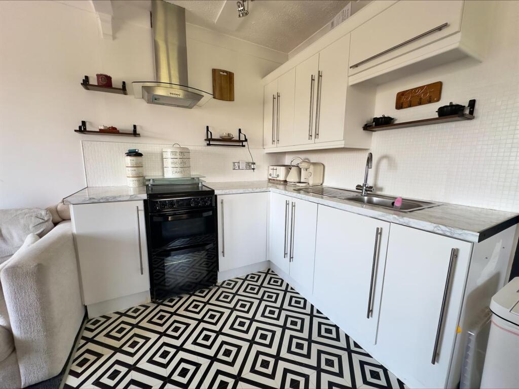 Additional image 3 of Roderick Avenue, Peacehaven