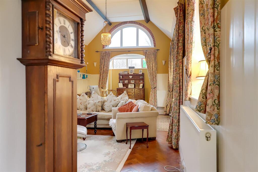 Additional image 15 of High Street, Findon Village ,  Worthing