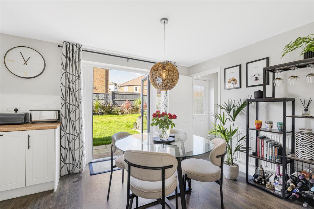 Additional image 8 of Linnet Crescent, Peacehaven