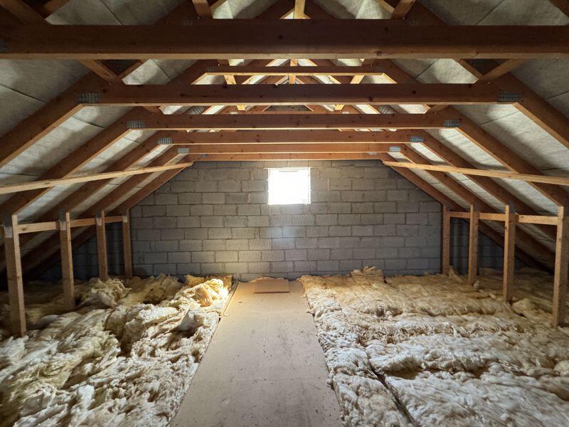 Additional image 30 of Spacious Bungalow With Potential To Convert Huge Loft Space Stpp - Quiet Location