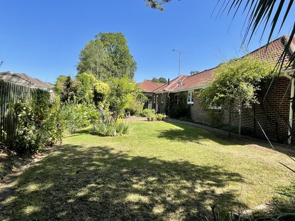 Additional image 20 of Airetons Close, Broadstone