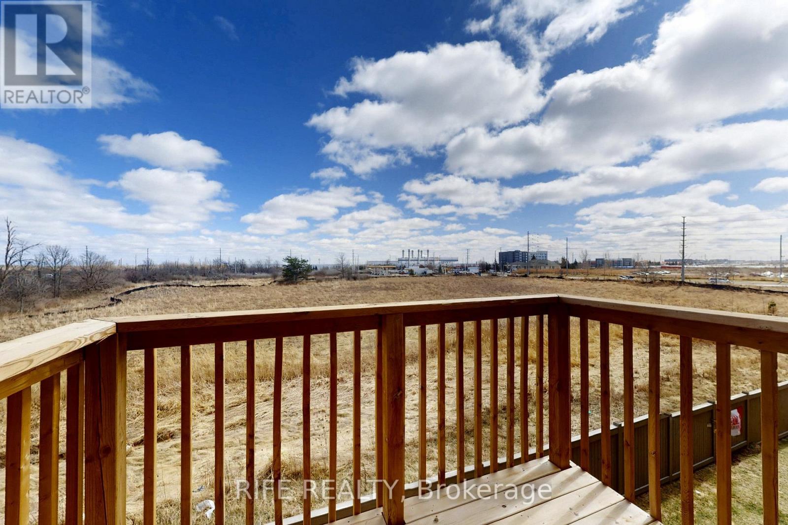 Property image for 9 BRETLON STREET|Brampton (Goreway Drive Corridor), Ontario L6P4N8