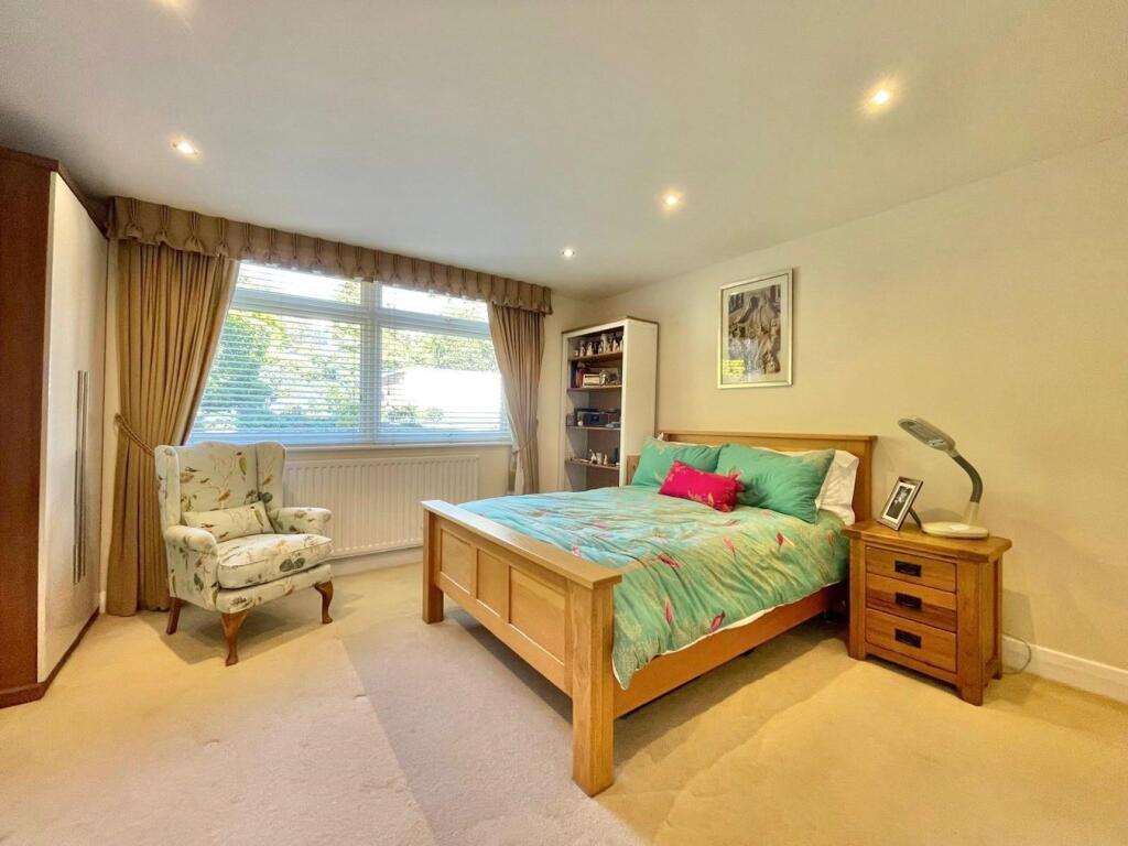 Additional image 16 of Witley, 387 Sandbanks Road, Evening Hill, BH14