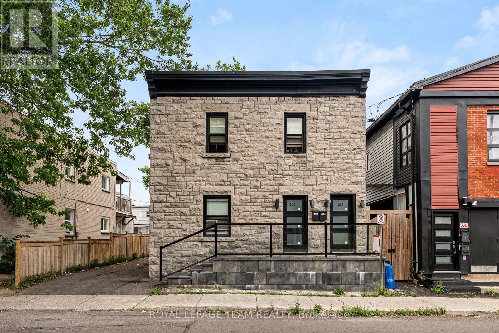 232-234 - 234 HANNAH STREET|Ottawa, Ontario K1L7N2