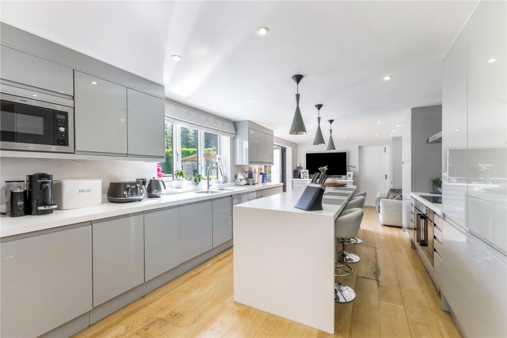 Additional image 5 of Hertford Road, Welwyn, Hertfordshire, AL6