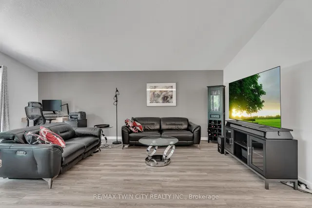 Additional image 6 of 4 Orchid Cres