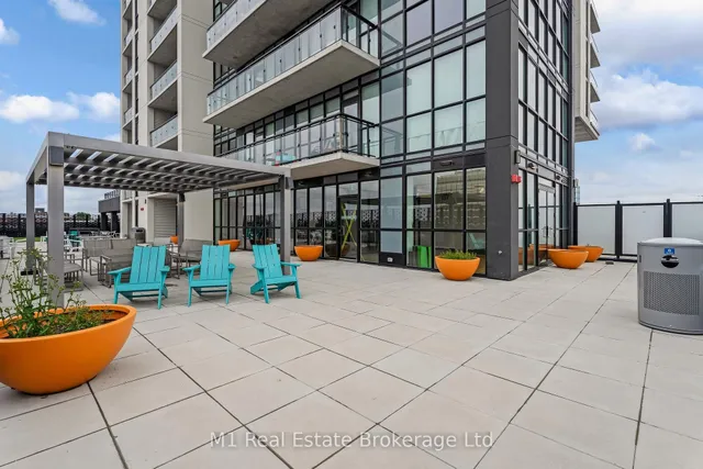 Additional image 17 of 60 Charles St Unit 3001