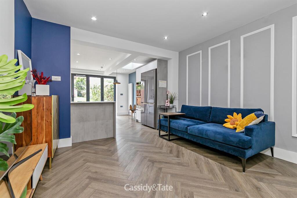 Additional image 32 of Castle Road, St. Albans