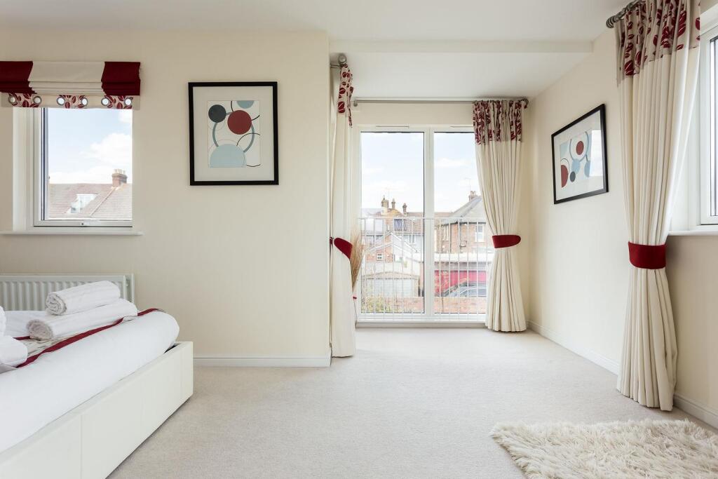 Additional image 15 of Broomhill Way, Poole