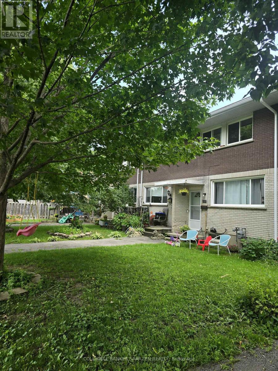 1506 LEPAGE AVENUE|Ottawa, Ontario K1Z8C9