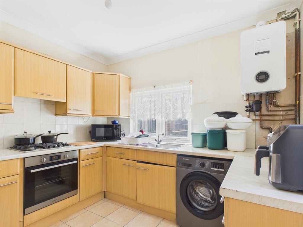 Additional image 4 of 145-147 Tarring Road, Worthing, West Sussex, BN11 4HE