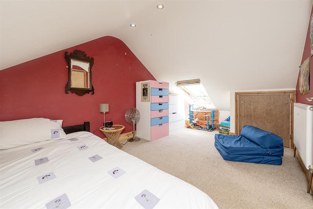 Additional image 10 of East Common, Harpenden