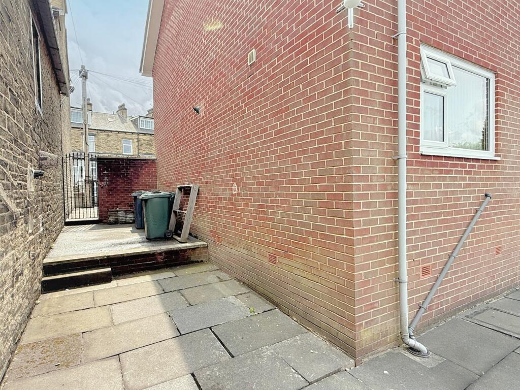Additional image 11 of Necropolis Road, Bradford, West Yorkshire, BD7
