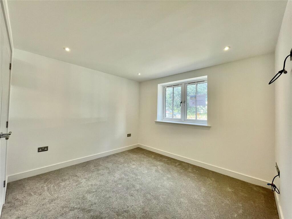Additional image 12 of Lymington Road, Highcliffe On Sea, Christchurch, Dorset, BH23