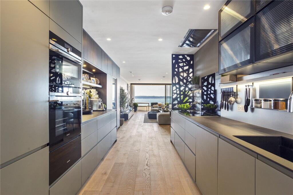 Additional image 10 of Dorset Lake Avenue, Lilliput, Poole, Dorset, BH14