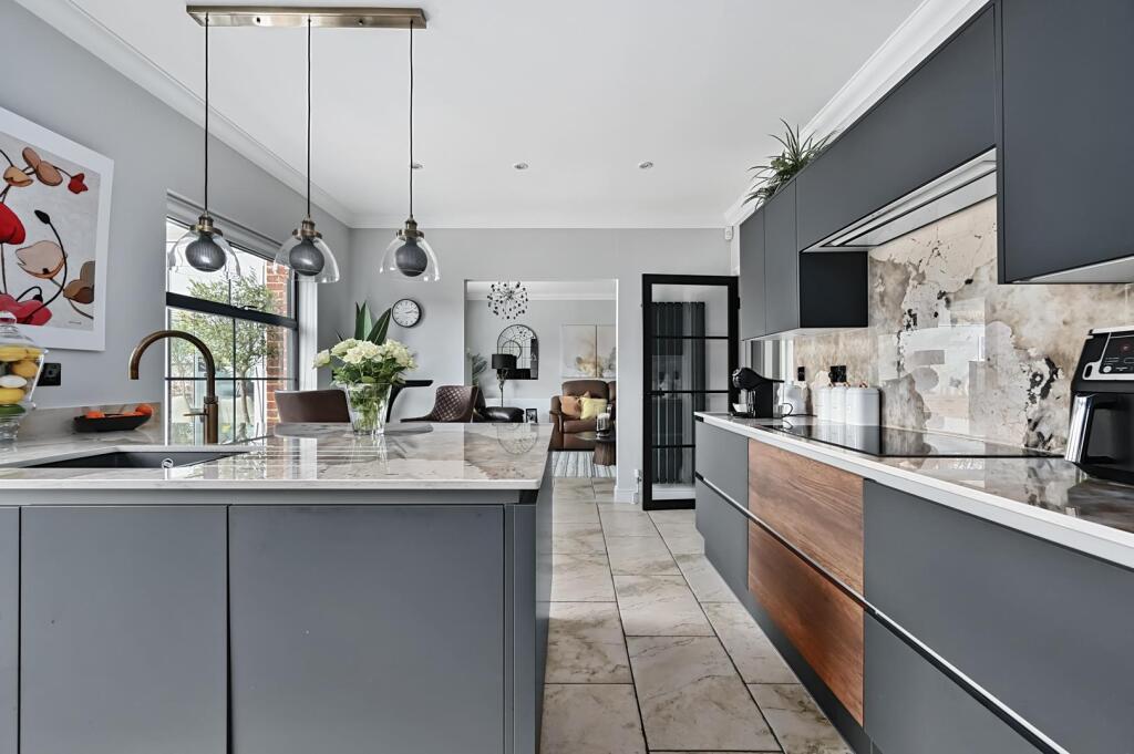 Additional image 8 of Auckland Quay, Eastbourne