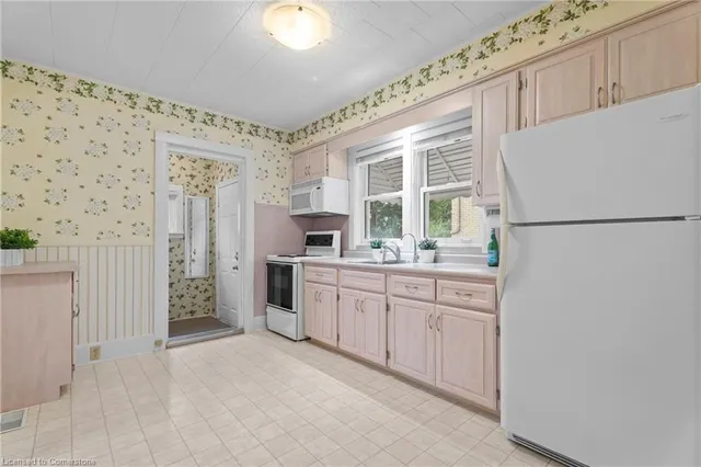 Additional image 15 of 188 Wentworth Ave