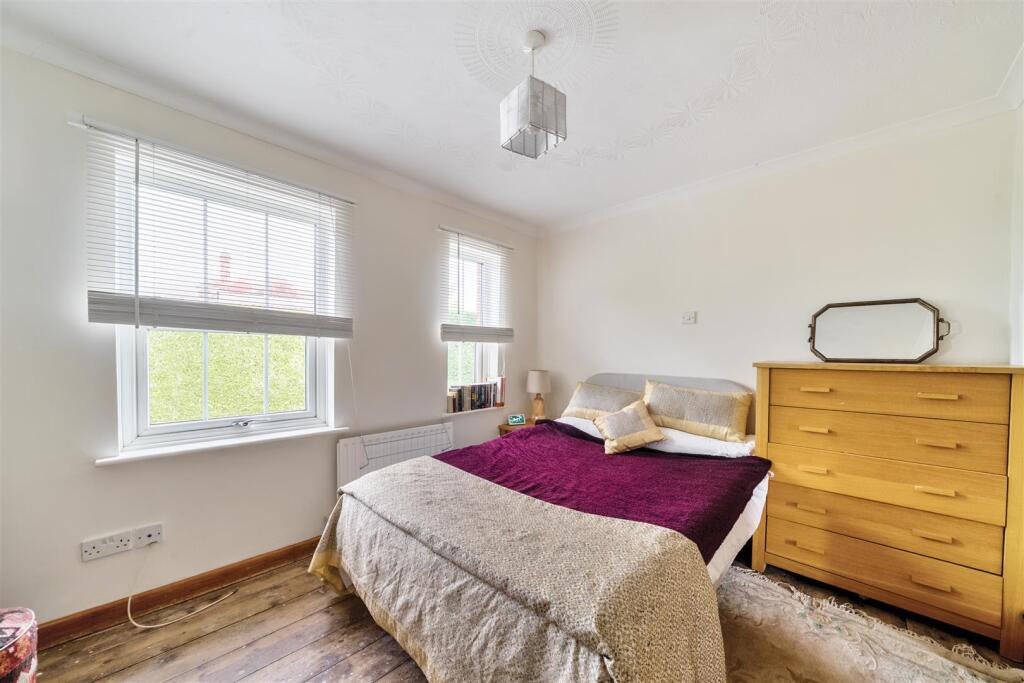 Additional image 11 of Chapel Lane, Wimborne