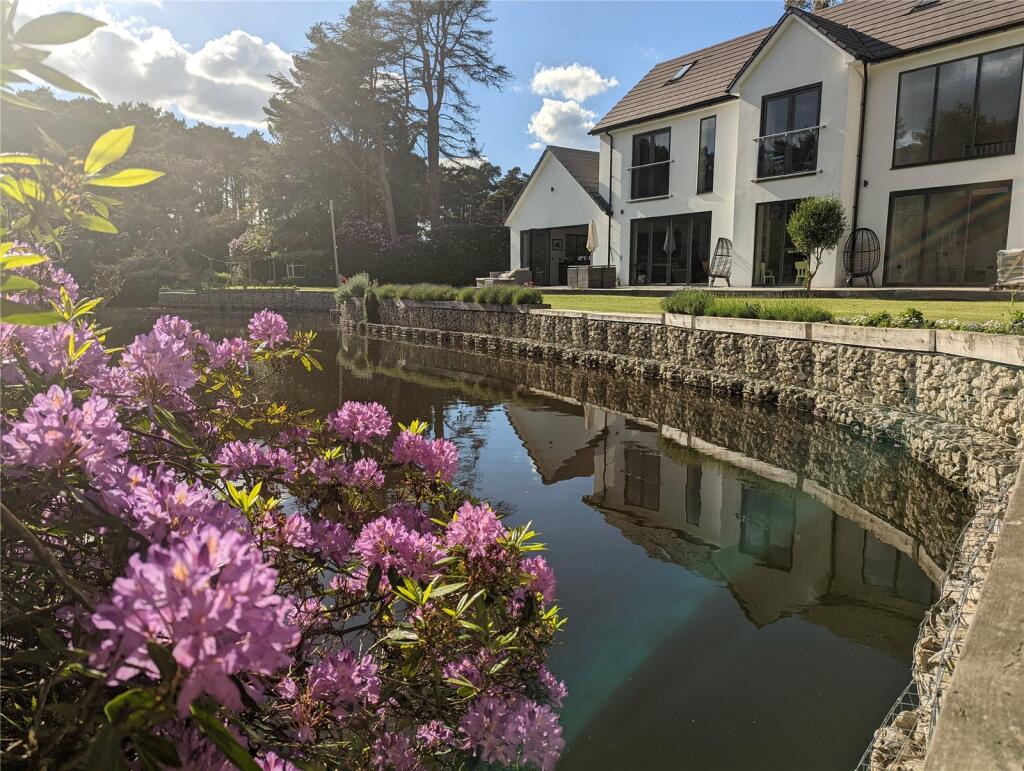 Additional image 32 of Avon Castle Drive, Ringwood, BH24