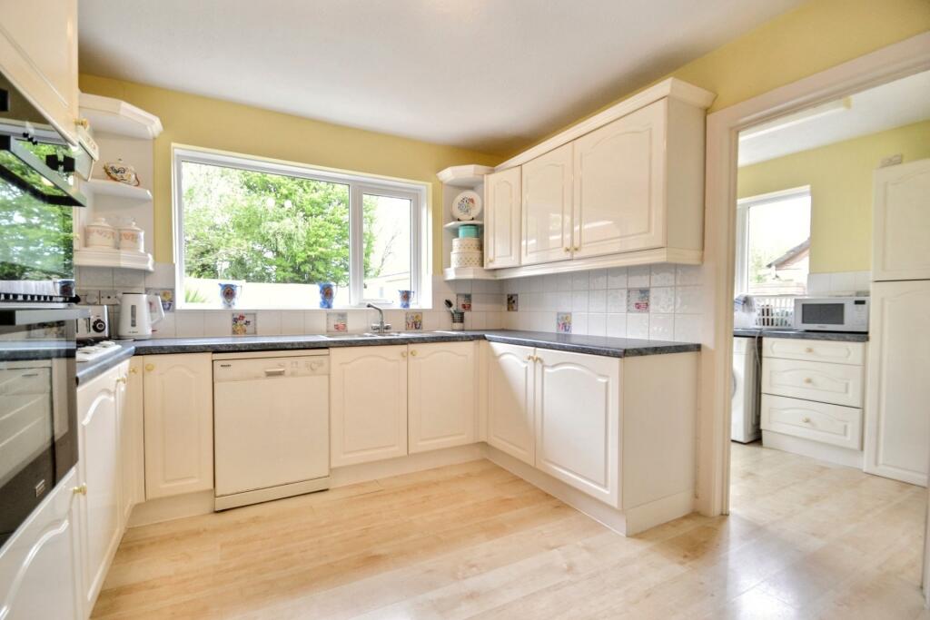 Additional image 6 of Broadstone