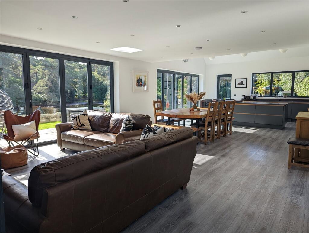 Additional image 6 of Avon Castle Drive, Ringwood, BH24