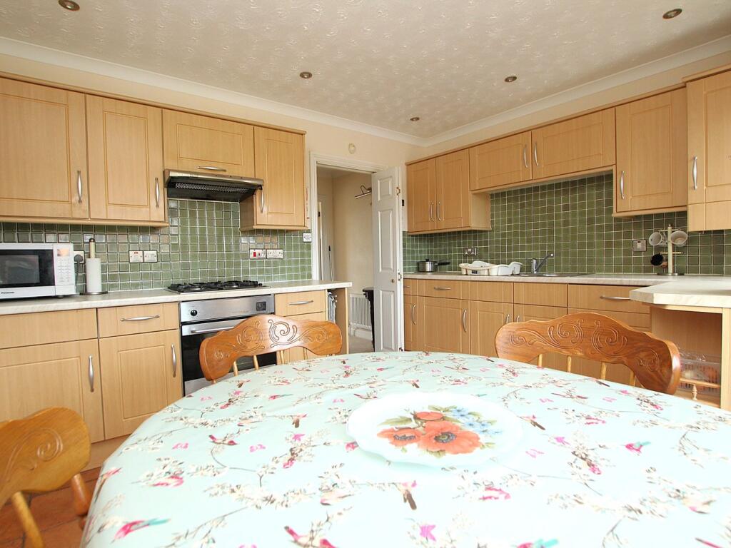 Additional image 18 of Waldren Close, Baiter Park, Poole, BH15