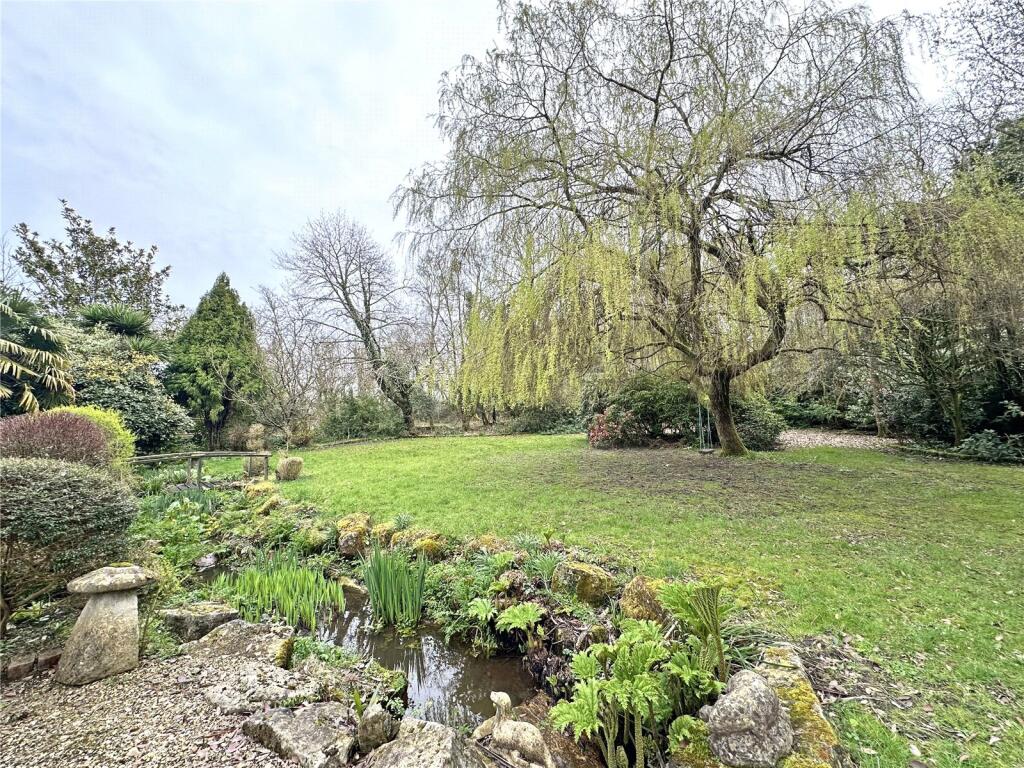 Additional image 15 of South Drive, Ossemsley, New Milton, Hampshire, BH25